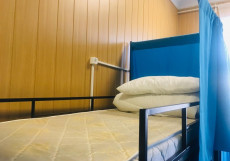 Отель Три вокзала на Комсомольской (Travel Inn Красные ворота) Кровать в общем 12-местном номере для мужчин и женщин