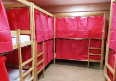 Laguna - Бюджетные Номера Спальное место на двухъярусной кровати в общем номере для мужчин