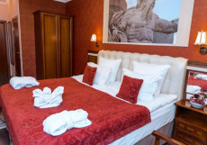 Петръ Отель - Petr-Hotel Двухместный номер с видом на Адмиралтейство Супериор двуспальная кровать