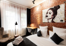 Отель WineWood Moscow Lounge (можно с крупными животными до 50 кг) Двухместный номер Superior двуспальная кровать
