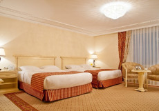 Римар (Rimar) Отель Краснодар (Спа-центр - бассейн) Двухместная студия Superior 2 отдельные кровати
