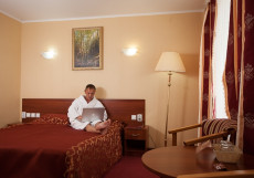 АМАКС Отель Азов Улучшенный двухместный номер с 1 кроватью или 2 отдельными кроватями