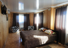 Мини-Отель Ханский Берег (200 м от Азовского моря, бассейн, грязелечение) Двухместный номер Standard двуспальная кровать
