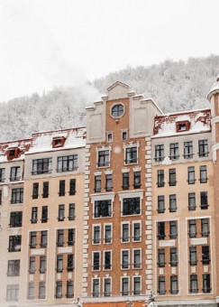 GOLDEN TULIP ROSA KHUTOR