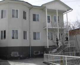 Guest House CBT Kanishay  | Ош | Ошский драматический театр | парковка