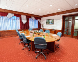 НЕФТЯНИК БИЗНЕС ОТЕЛЬ