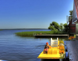 ОРЛОВСКАЯ 1 ГОСТЕВОЙ ДОМ | г. Осташков, на берегу оз. Селигер | Прокат лодок, катамаранов | Сауна
