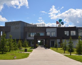 СВЕЖИЙ ВЕТЕР - СПА КОМПЛЕКС С ОТКРЫТЫМ БАССЕЙНОМ