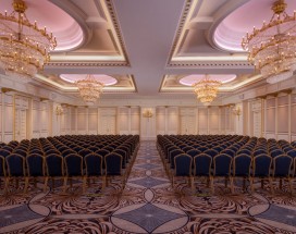 THE CARLTON MOSCOW (КАРЛТОН МОСКВА)