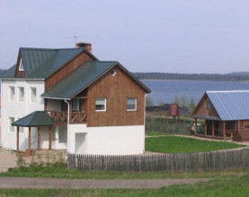 Cottage in Kirillov | Кириллов | Озеро Сиверское | Катание на лыжах |