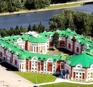 Крестовский