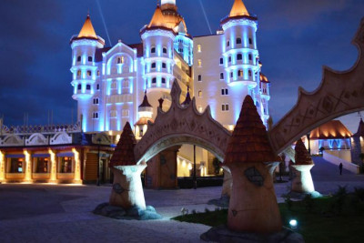 Pogostite.ru - Отель-Замок Богатырь (Билеты в Парк Включены) #1