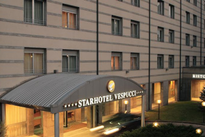 Pogostite.ru - Starhotels Vespucci | Кампи-Бизенцио | улица Лоджия-дель-Меркато-Нуово | Парковка #1