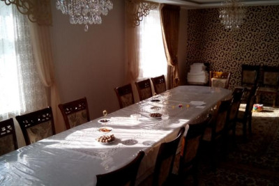 Pogostite.ru - Barchyn Guest House | Каракол | парк победы | Парковка #12