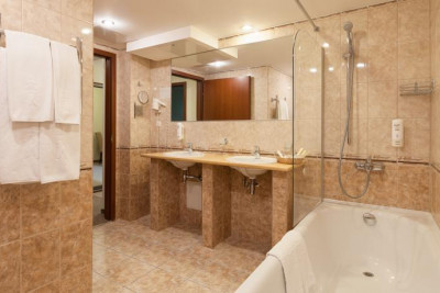 Pogostite.ru - Marins Park Hotel Москва Пражская #17