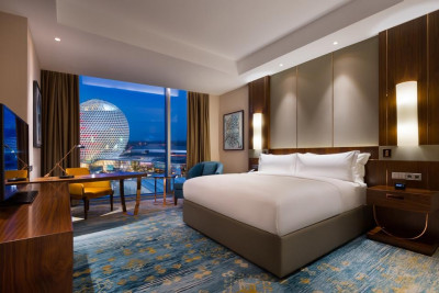 Pogostite.ru - Hilton Astana | Астана | Парковка #18