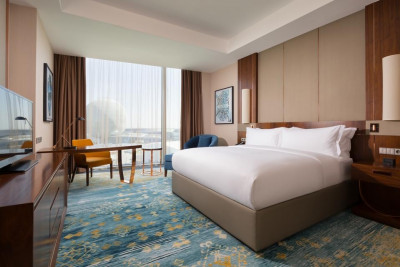 Pogostite.ru - Hilton Astana | Астана | Парковка #25
