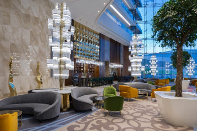 Pogostite.ru - Hilton Astana | Астана | Парковка #6