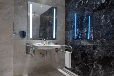 Pogostite.ru - Hilton Astana | Астана | Парковка #31