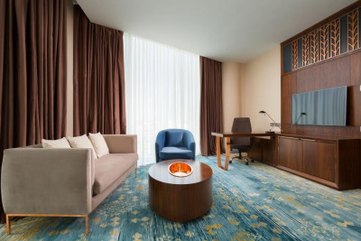 Pogostite.ru - Hilton Astana | Астана | Парковка #23