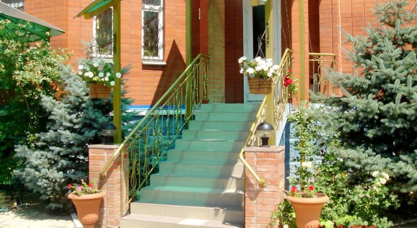 molodyozhnaya rostov na donu ryadom zavod rostselmash stadion olimp 2