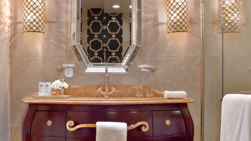 sejnt redzhis moskva nikolskaya st regis moscow nikolskaya b kempinski