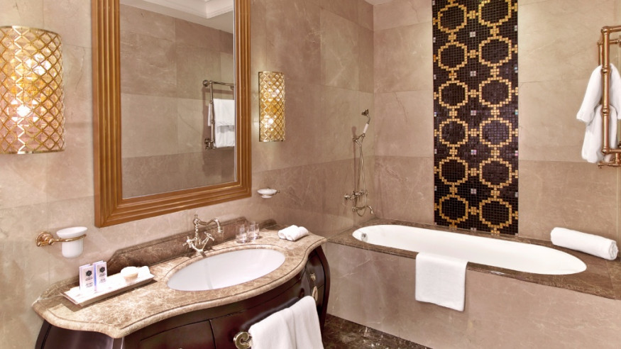 sejnt redzhis moskva nikolskaya st regis moscow nikolskaya b kempinski