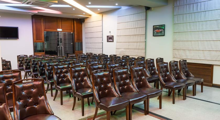 Gostinica Evropa G Habarovsk 10 Minut Ot Centra Ozdorovitelnyj Centr Wi Fi S Zavtrakom 4 Habarovsk Ul Shelesta D 3 Sajt Partner