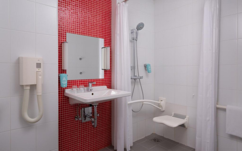 ibis centr bahrushina ibis moscow centre bakhrushina 10 ибис отель бахрушина телефон