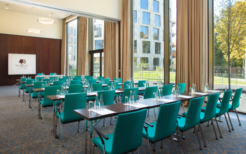 hilton hilton doubletree marina