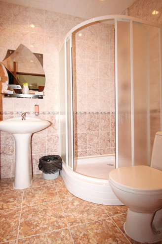 kroshka enot otel krasnogorsk moskovskaya oblast krasnogorsk