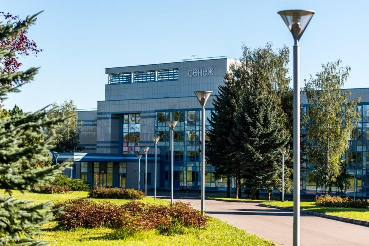 senezh dom otdyha senezhskoe ozero pesochnyj plyazh rybalka detskaya ploshadka