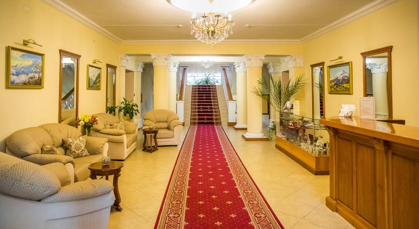 Gostinica Grand Kavkaz 3 Nalchik Ul Tarchokova 2 Ceny 2020