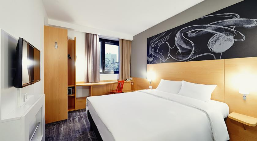 ibis krasnojarsk centr g krasnojarsk centr 1 гостиница в красноярске ибис телефон