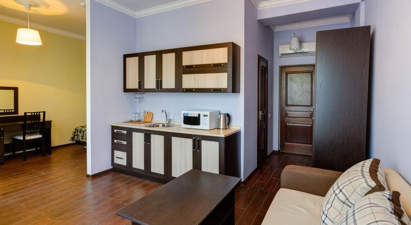 Mini Otel Kolizej Poselok Dagomys Zhd Stanciya 10 Min Bassejn S Podogrevom G Sochi Lazarevskij Rajon P Dagomys Ulica Armavirskaya D 18 Sajt Partner
