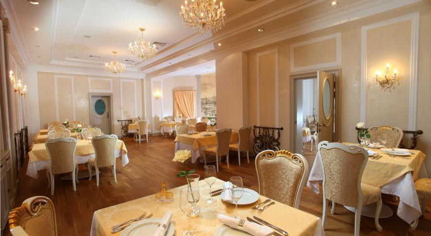 aleksandrovskij v centre vladikavkaza 28 гостиница александровский во владикавказе телефон