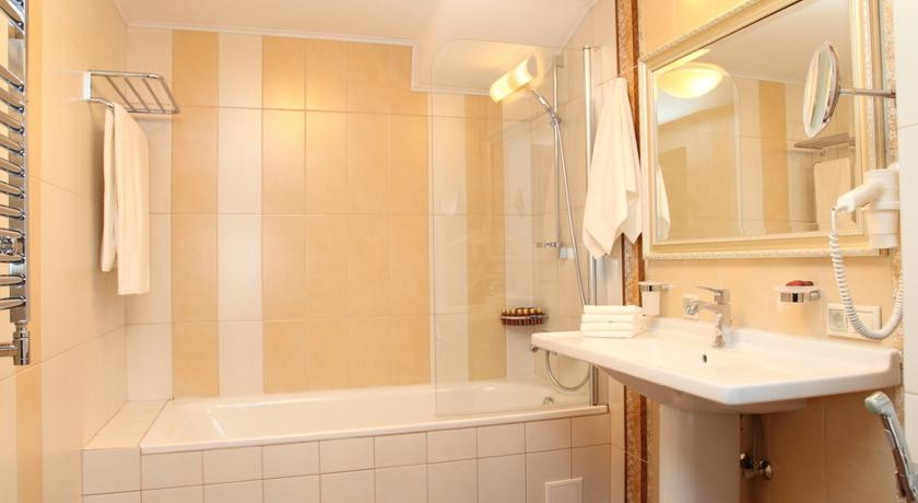 aleksandrovskij v centre vladikavkaza 9 гостиница александровский во владикавказе телефон