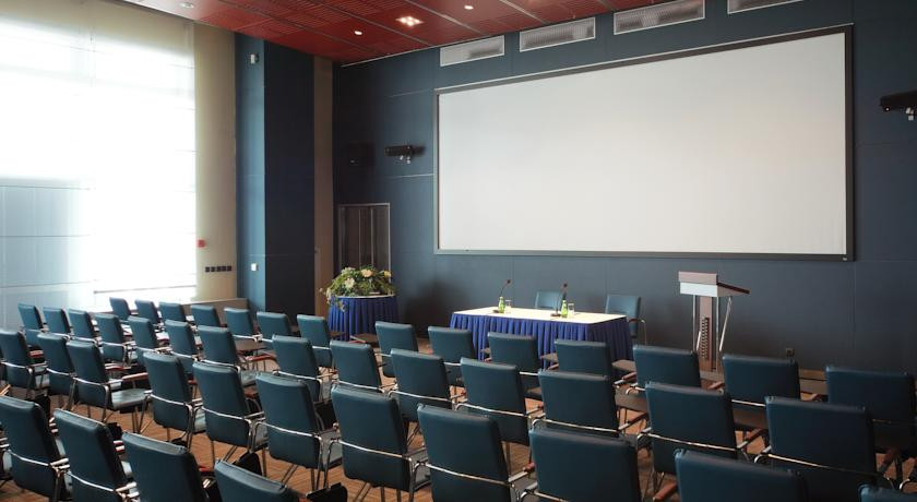 mirazh g kazan centr m kremlyovskaya