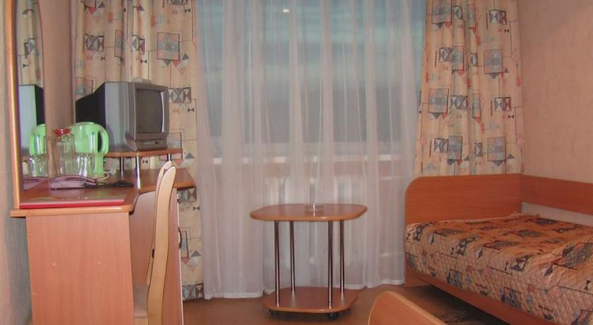 druzhba dzerzhinsk skver na ploshadi dzerzhinskogo biznes centr