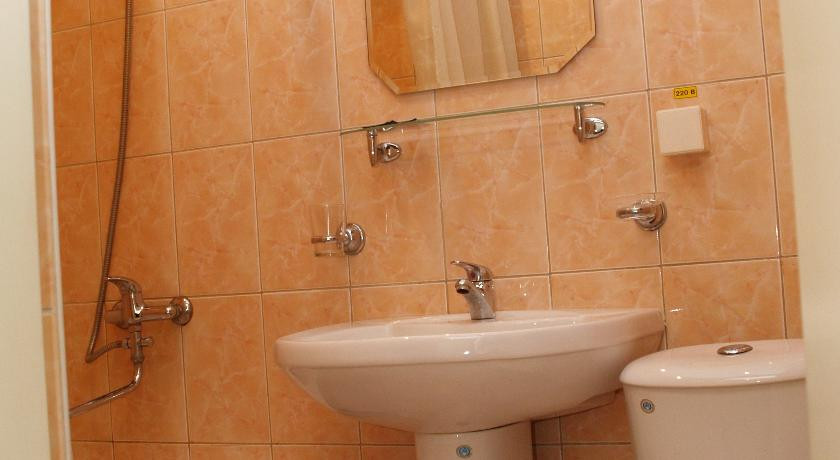 druzhba dzerzhinsk skver na ploshadi dzerzhinskogo biznes centr