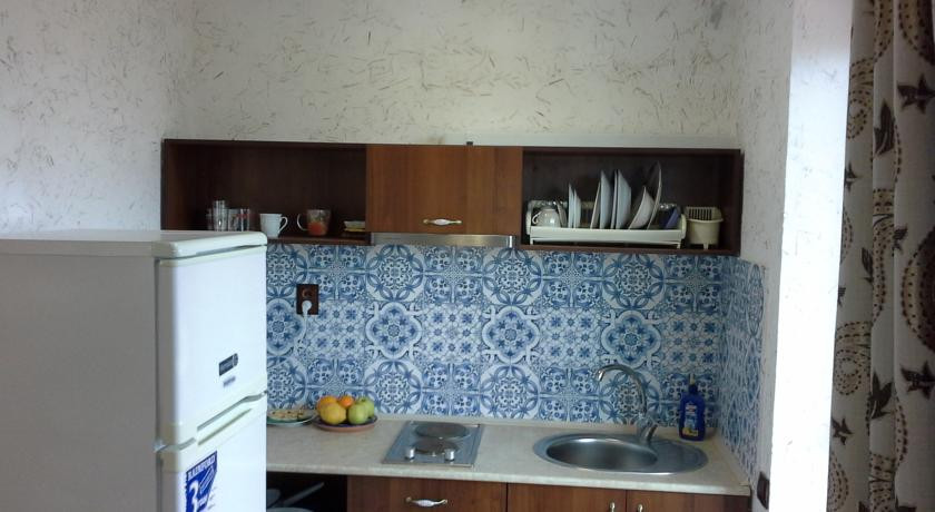 karavan saraj krym p mezhvodnoe razresheno s zhivotnymi wi fi