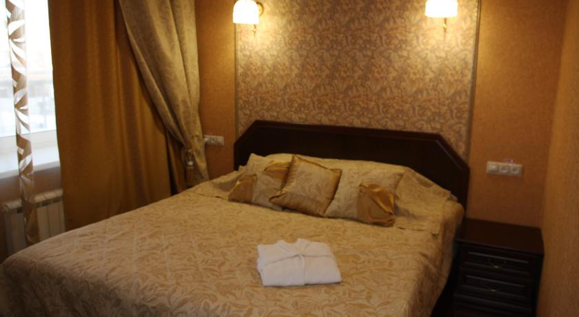 lajner jakutsk reka lena karaoke 19 гостиница лайнер в якутске телефон