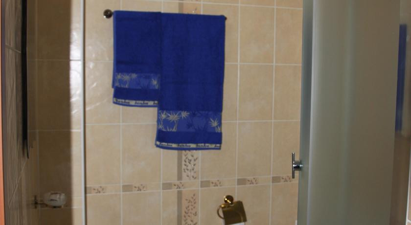 lajner jakutsk reka lena karaoke 26 гостиница лайнер в якутске телефон