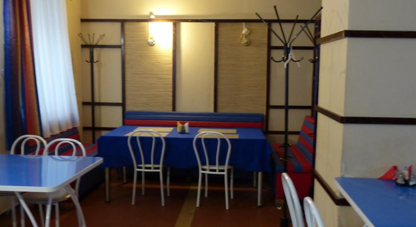 Mini Otel Centralnaya Zheleznogorsk S Zavtrakom Krasnoyarskij Kraj G Zheleznogorsk Ul Lenina D 25a Sajt Partner