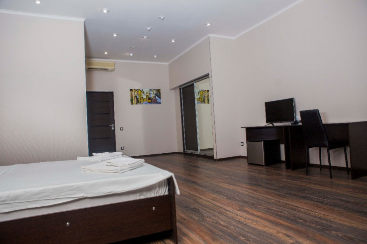 Gostinica Boutique Hotel Loft Butik Otel Loft Samara R Volga Parkovka 3 Samara Ul Maksima Gorkogo D 79v Sajt Partner