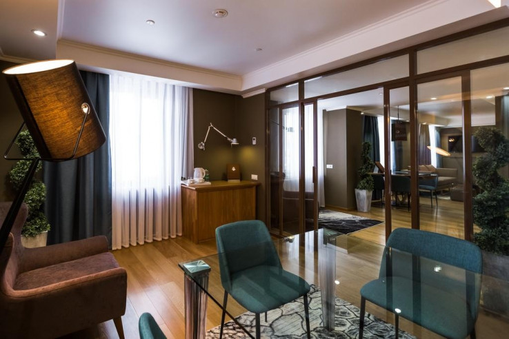 Gostinica Verba Habarovsk Parkovka 3 Habarovsk Ulica Istomina 56a Sajt Partner